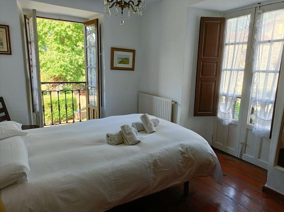 Onís Vivienda Vacacional San Antonio מראה חיצוני תמונה